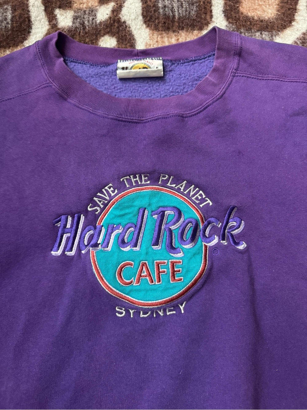 90s Vintage Hard Rock Cafe Purple Crewneck Sweatshirt with Turquoise Logo Y2K